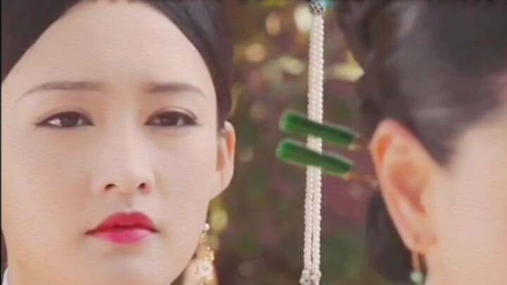 I don't know what Empress Yikun looked like when she was young. I only know that the emperor no long