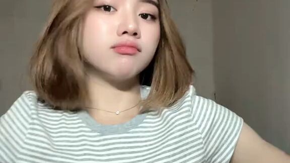 asik lagunya 🥰