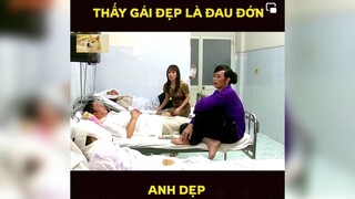 Thấy gái đẹp đau đớn anh bỏ qua