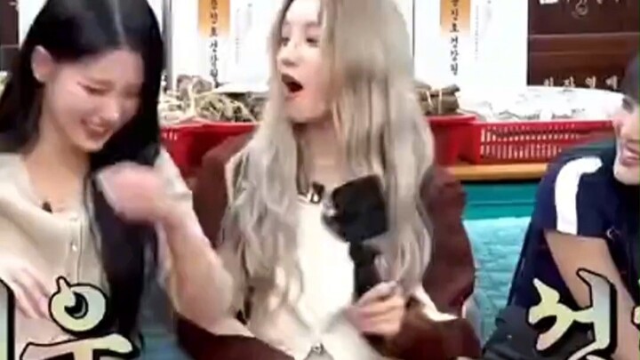 หมายเหตุระหว่างสมาชิกเกิร์ลกรุปฮ่าๆๆ