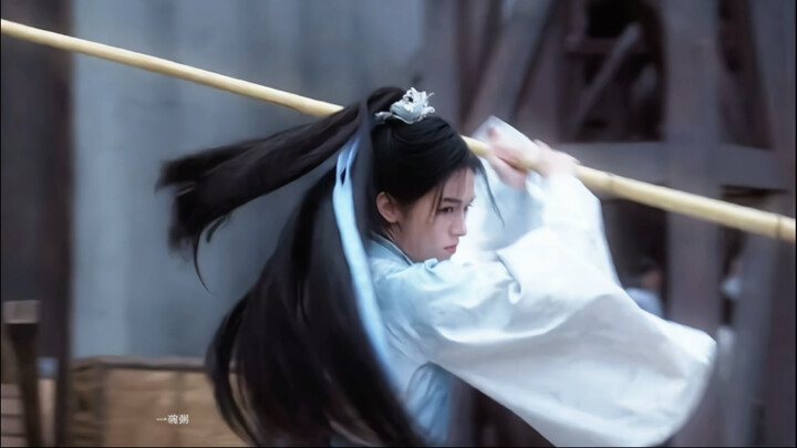 Keponakan perempuan saya kalau ngelakuin sesuatu tuh emang gak pernah setengah-setengah!