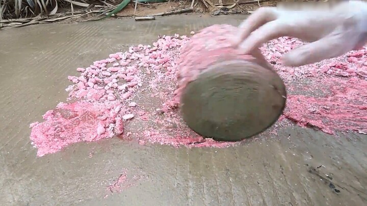 ชายหนุ่มจากกว่างซีรายนี้กำลังมีพฤติกรรมน่าโกรธมากขึ้นเรื่อยๆ!