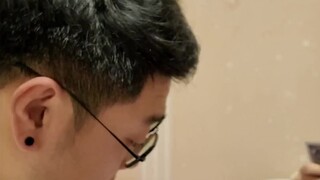 هل هذه الورق تُلعب بـ... أوراق العاطفة؟