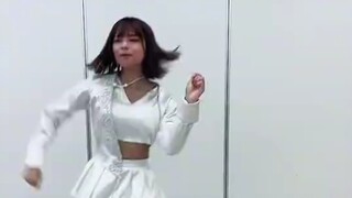 The beautiful villain Sononi of the Baotaro team dances OP