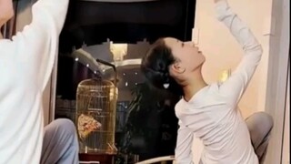 How to quickly rip dance? Learn from Teacher Ling'er!