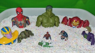 HULK FIGHT, SHE HULK, BIG HULK, BIG SPIDER MAN, ZOMBIE HULK, ZOMBIE CAPTAIN AMERICA, JOKER