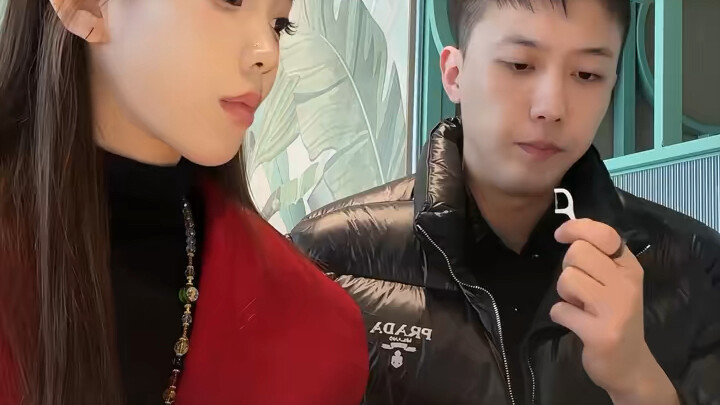 Đủ chưa? Nói đi chứ!