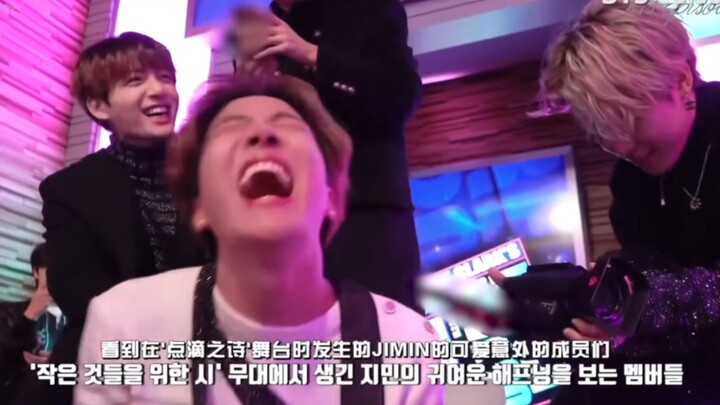 أنقذوا سيسى! سيُمزَّق من الضحك هههههههه