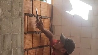 遇到鬼（gou）打墙了
