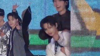 【يوهواي】 السيد الصغير يعرف جيدًا الفرق بين العمل والحياة