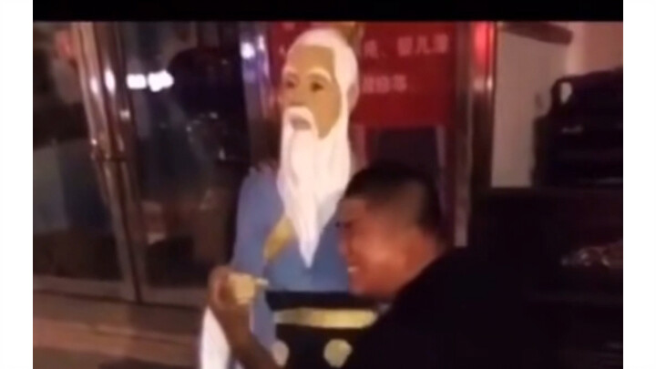 كاتب مدرسة هواشيديان