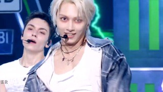 SEVENTEEN最新回归曲THUNDER 250530打歌舞台