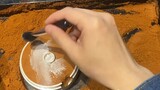 A fun sand-cast blind box ring