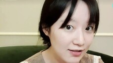 (G)I-DLE 211117 latest live broadcast of Shuhua and Yuqi talking on the phone