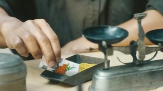 这个老板竟用金子来发工资