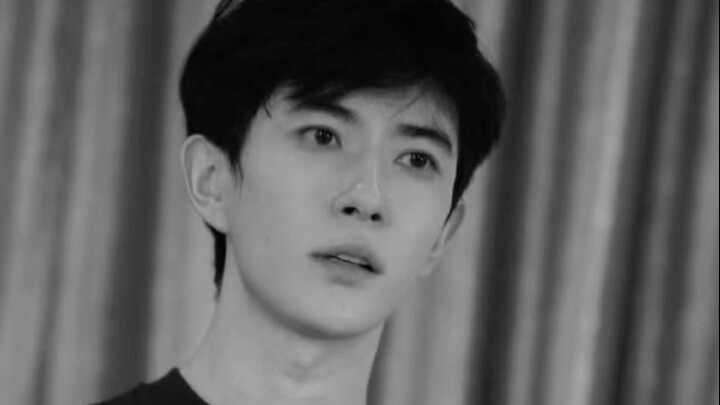My heart feels so cold, I can’t sleep—let me listen to Mengmeng’s gentle voice.