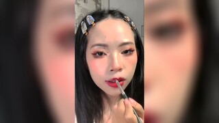 Makeup look cho mùng 1 tết