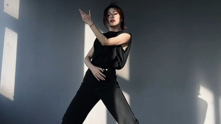 A pretty rough TXT new song cover dance! Love it love it [tv_crying] [tv_sad]