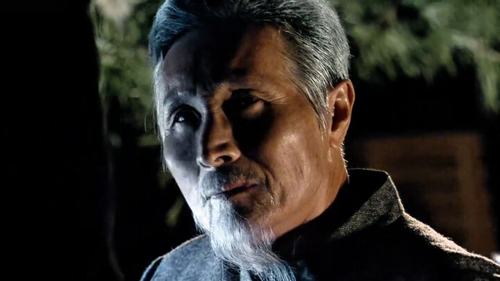 Antique dealer pulls a switcheroo, scamming a young man out of a box worth 500,000!