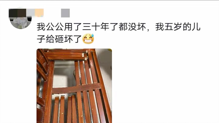 I’m dying of laughter! A woman complains her sofa at home is both ugly and surprisingly durable, and