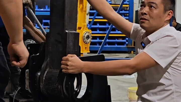 Máy hoàn chỉnh sẵn hàng, trục cuối 6 trục, tải trọng 20kg, lại còn được tùy chọn hệ thống của Huache