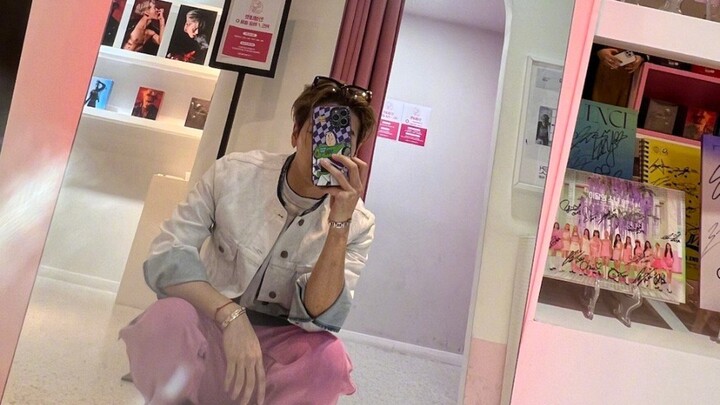 【Jackson Wang】Rekaman langsung saat menjuarai tantangan tari girl grup tiga tahun lalu