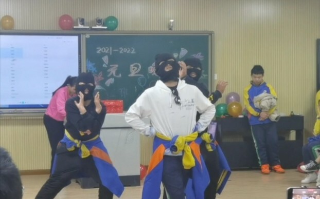 社死黑帮摇