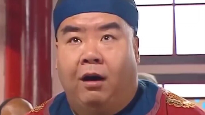 Pemuda ini tak sengaja menjatuhkan daging ikan ke dalam minyak panas, siapa sangka detik berikutnya 