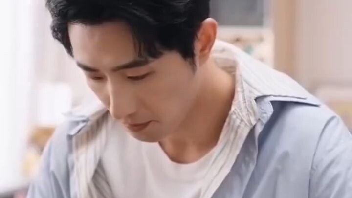 Karena kerja kerasku jadi sekretaris