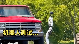 The American blogger with millions of followers, "Fancy Nue Treating Robots", Yushu Robot was crushe