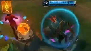 Vincent: Wuhu God benar-benar ingin menantang Draven-ku untuk sekali bunuh? Alhasil, aku harus berhe