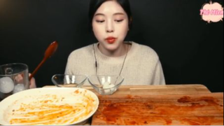 Đùi gà rán Jamaica BBQ và Doria kim chi thịt xông khói phần cuối #mukbang