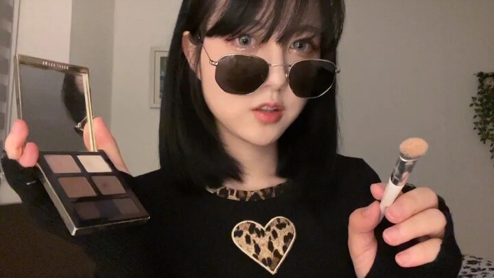 Friend, do your makeup✨ Let’s take a selfie together! 💛