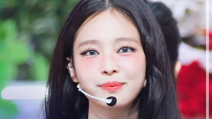 JENNIE-Mantra 音中直拍（横版）