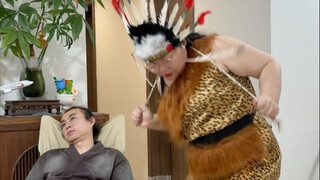 我发现了，我俩都喜欢豹纹，你看，我一穿豹纹，他都不跑了#跳舞#性感小舞蹈#豹纹#欢喜就好#给老公跳舞