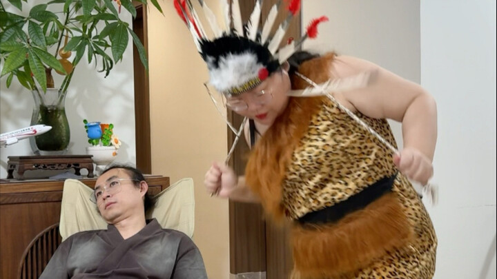 اكتشفت أننا نحب كلاً منا نقشة الفهد، انظر، بمجرد أن أرتدي نقشة الفهد، لا يهرب مني أبداً #رقص #رقصة م