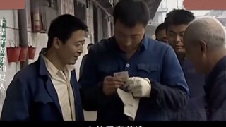 盘点影视中辣子夹馍：香香的辣子夹上白膜，咬一口太解馋了！