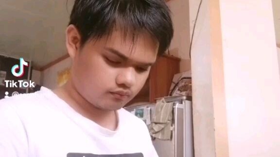 Busy si pogi