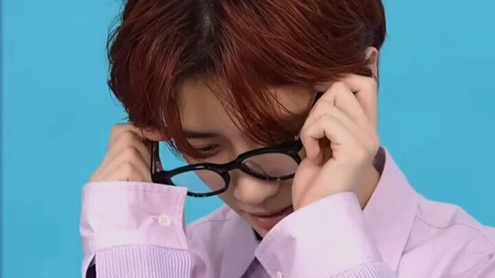 【TXT】Kacamata Ternyata Bisa Hadirkan Lima Nuansa Berbeda!