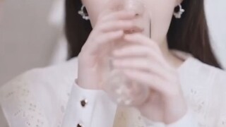 สาวหูหนวกถูกแฟนเก่านอกใจ ได้คุณลุงสุดหล่อช่วยไว้ ก่อนจีบเธอมาเป็นคุณนายของเขา!