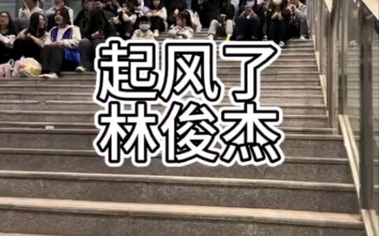 Vẫn là Bilibili tốt hơn, sẽ không có mấy kẻ ngu ngốc vừa mở mắt ra đã chửi tôi. Xin gửi tặng mọi ngư