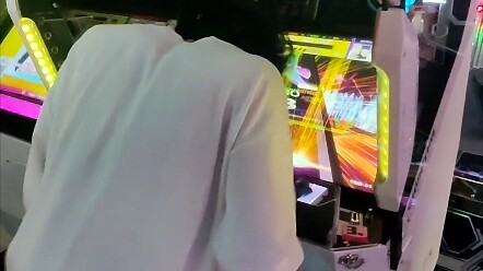 Đây chính là hậu quả của việc chơi Chunithm