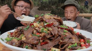 140 tệ 2kg lưỡi bò làm “Lưỡi Bò Xào Cay” hầm trước xào sau cay đậm đà