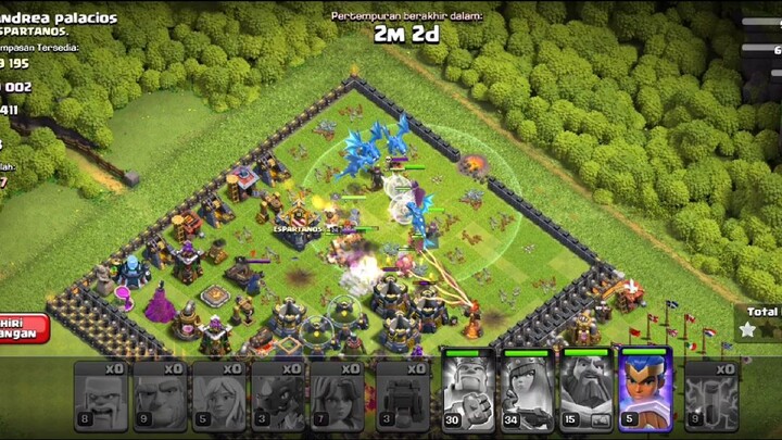 CLASH of CLANS "KELUARNYA LAMA MAEN SEBENTAR" 🤣🤣