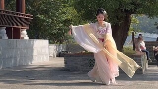 رقصة هانفو لـ Yue Xiaobai - Ming Fei Qu