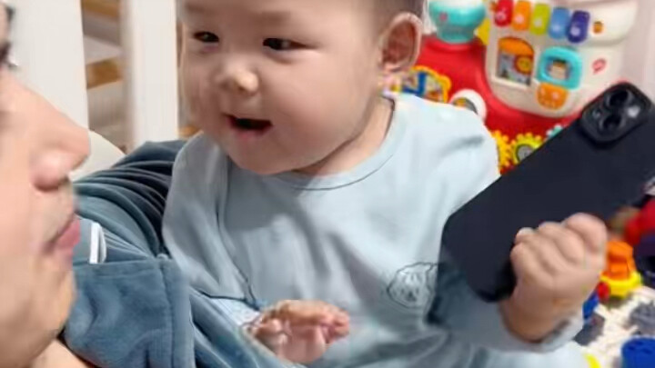 Hôm nay thì dù có là thiên vương lão tử tới, tôi vẫn yêu mẹ! 😁