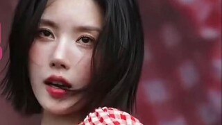 Kwon Eun-bi's Water Bomb Collection Slow Motion is Even More Amazing [4K 60 Frames]