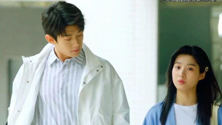 Waktu dan dia pas banget: Demi pacar mahasiswa kedokteran, dia jadi model sekaligus ahli tusuk jarum