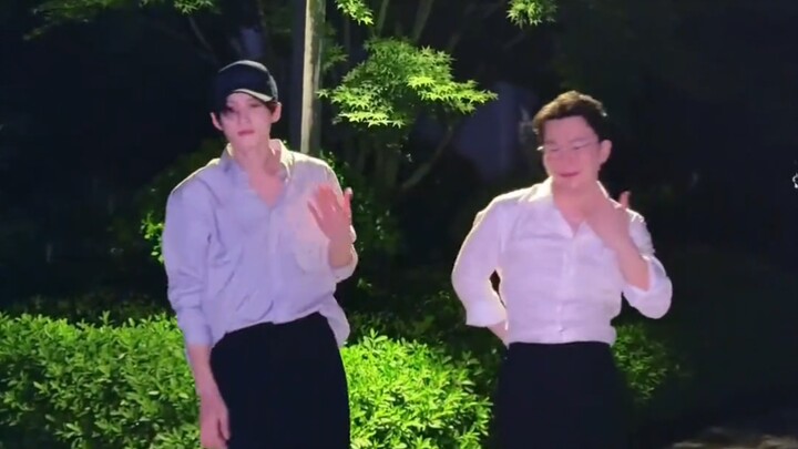 Hu Yaotan and Tan Jianci perform a duet—here’s the full version of Tan Jianci’s assignment!