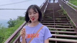 鹿姐就这么把我心心念的火腿肠给。。。